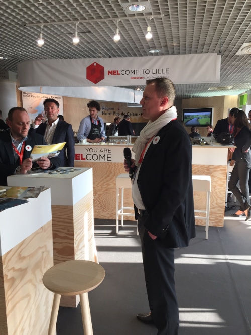 Cédrick Delelis présente Helios lors du MIPIM 2016, sur le stand de la MEL